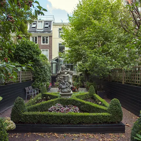 Dutch Masters Short *