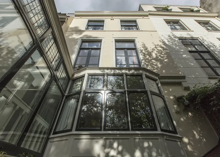 Διαμέρισμα Dutch Masters Short