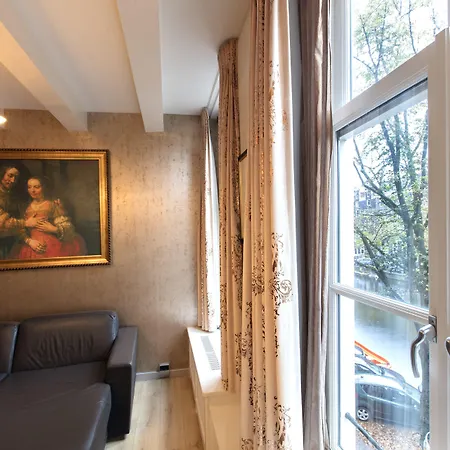 Apartman Dutch Masters Short