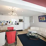 Apartamento Dutch Masters Short *