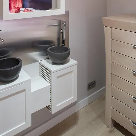 Dutch Masters Short Apartment Amsterdam