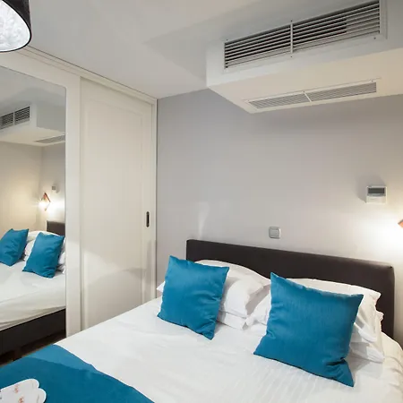 Dutch Masters Short Appartement