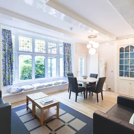 Dutch Masters Short * Amsterdam