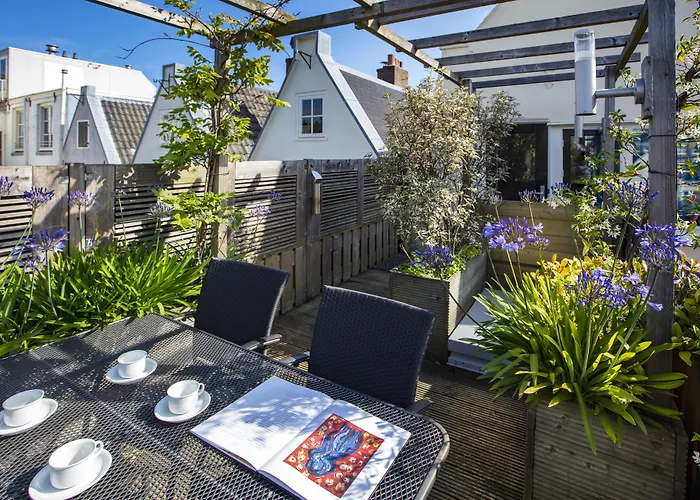 ダッチ マスターズ アパート