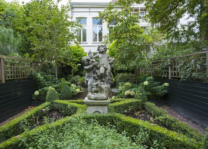 アパート ダッチ マスターズ