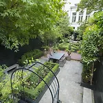 アパート ダッチ マスターズ *