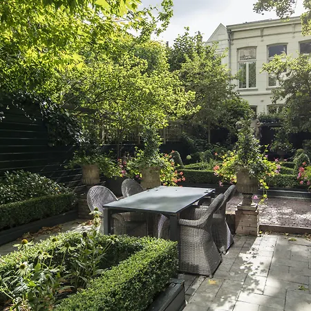 داتش ماسترز شورت ستاي شقة *